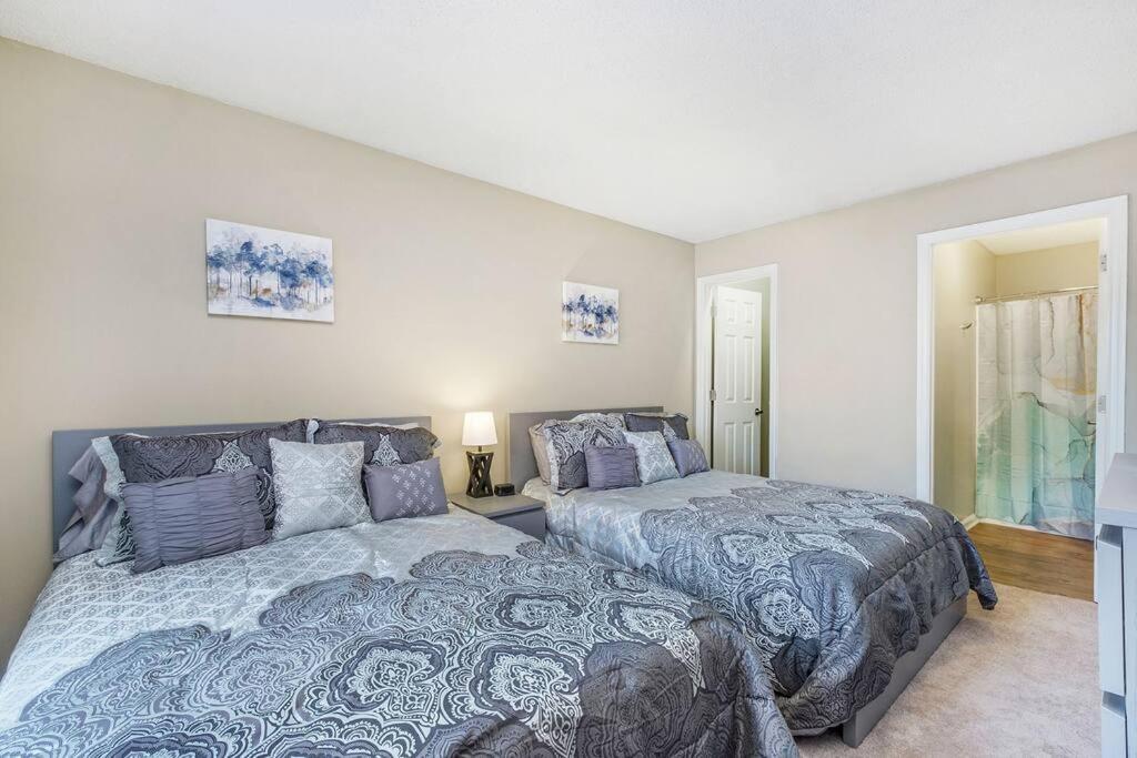 Charming Apartment With Wi-Fi Charlotte Exterior photo